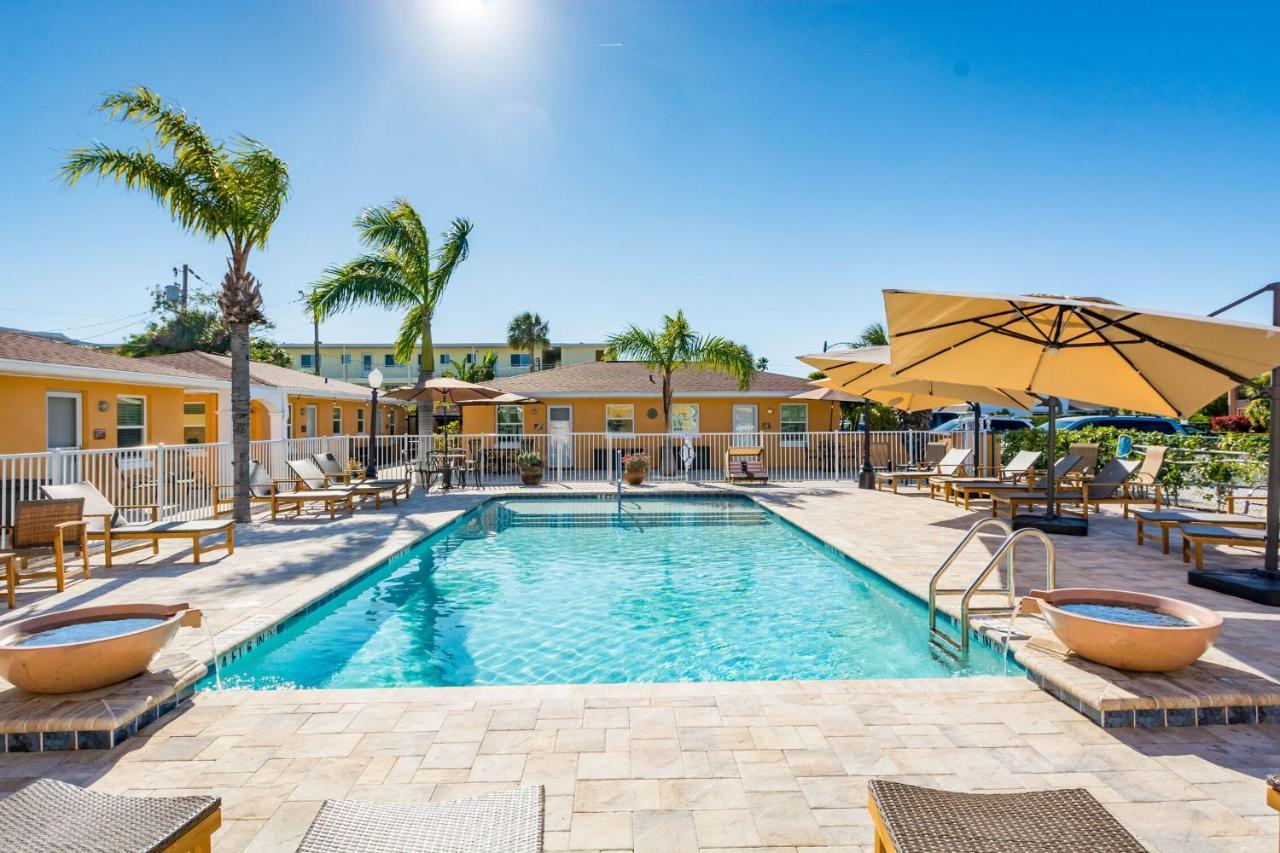 Upham Beach Inn St. Pete Beach Exterior foto